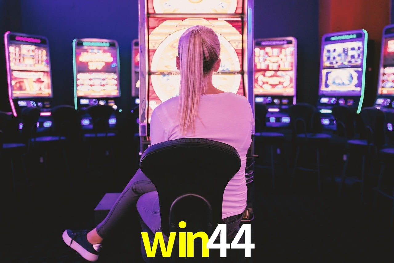 Live Casino win44